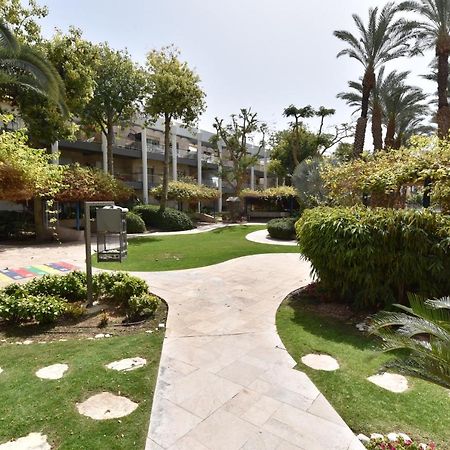 דירת גן דלוקס Eilat Exterior foto
